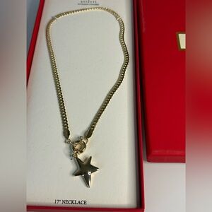 Viral Atterri Gold Star Cuban Link Pendant Necklace